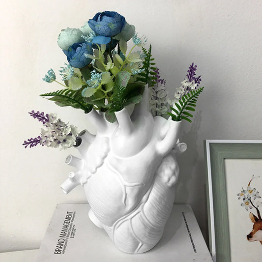 Heart-shaped vase for decoration